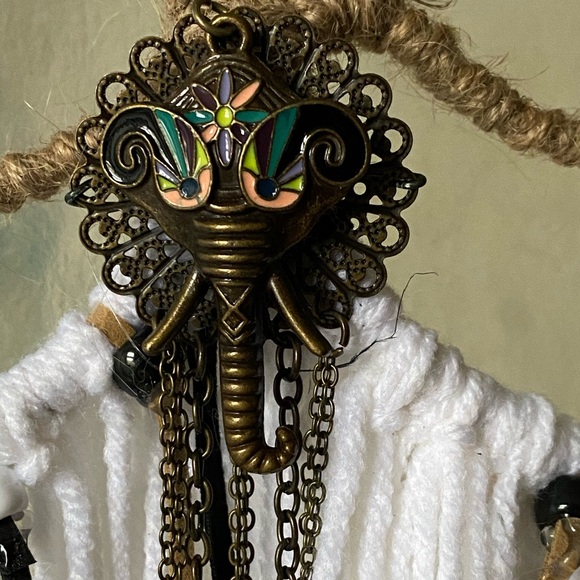 Handmade Lotus Dreamcatcher - Picture 4 of 5